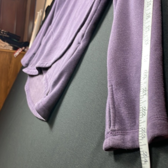 Athleta women’s purple Asymmetrical Zip Pullover medium with 2 zipper pockets - Picture 14 of 16